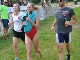 family-_and_friends_tria_2020_45_20220409_1568915354